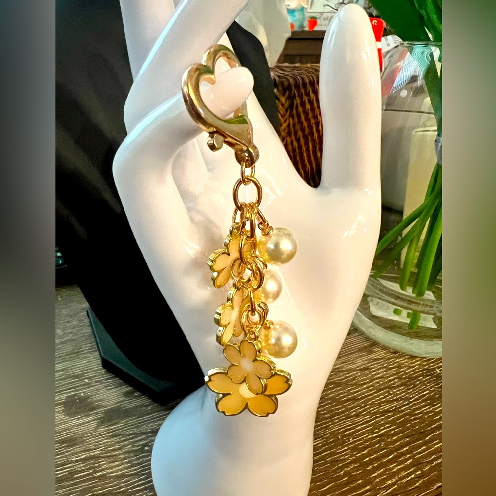 Gold Floral Keychain with Pearls